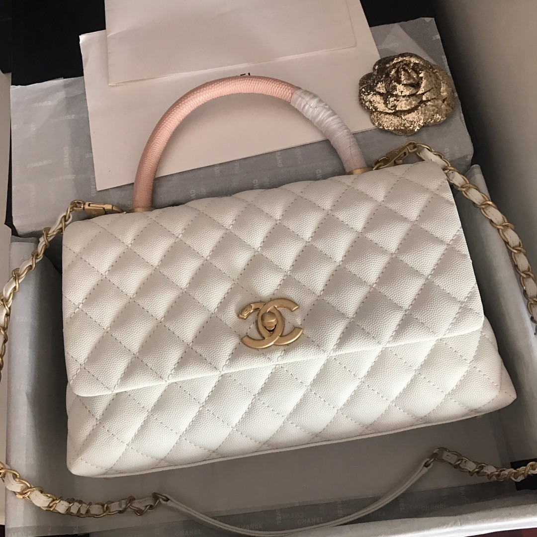 A92991, Flap Bag with Top Handle, CHANEL Handbags, Caviar, Grained Calfskin, Gold-Tone Metal