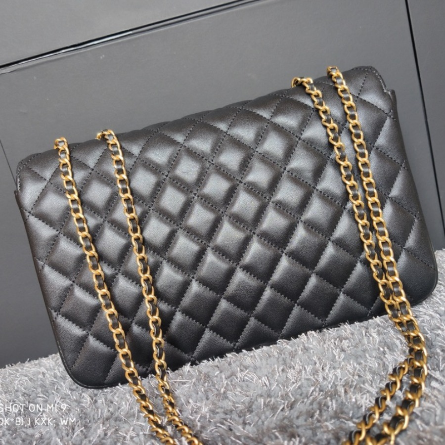  A57276, Flap Bag, Lambskin & Gold-Tone Metal, Chanel handbag