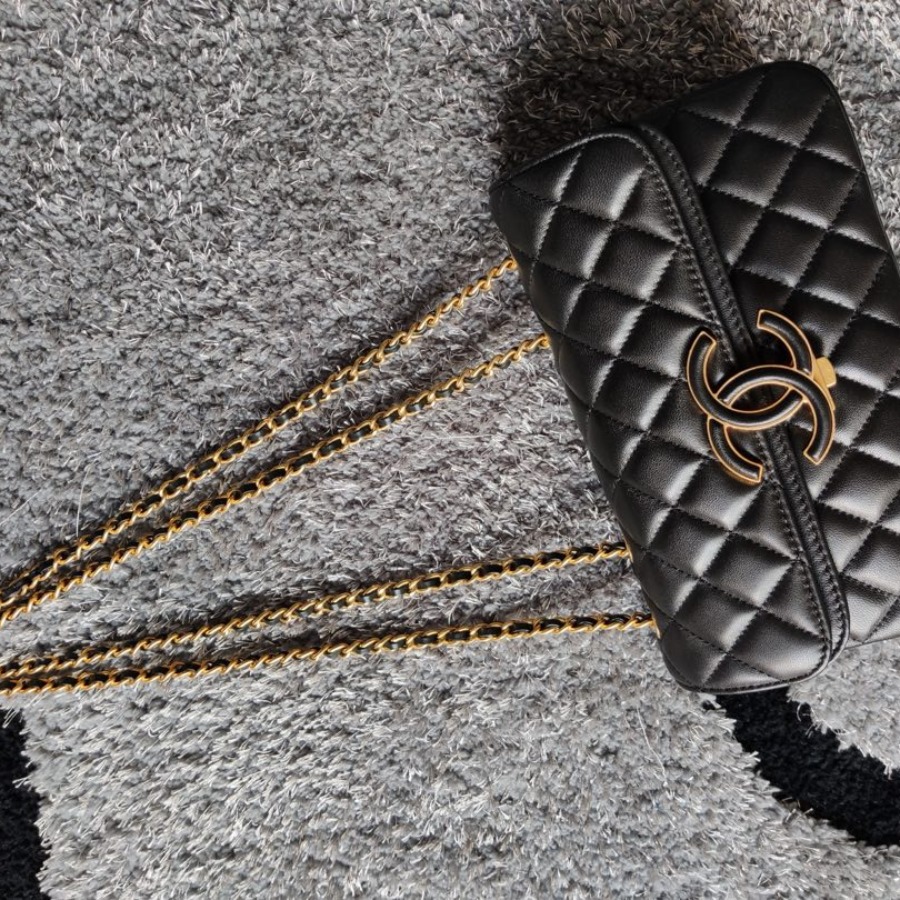  A57275, Small Flap Bag, Lambskin & Gold-Tone Metal, Chanel handbag