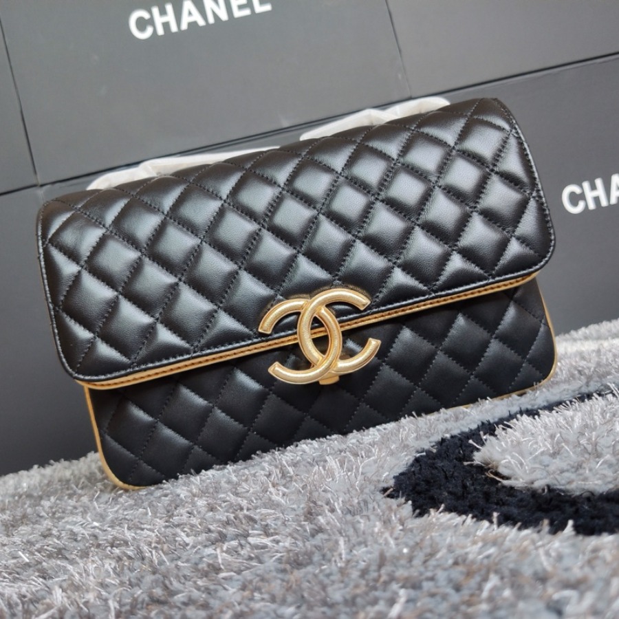  A57276, Flap Bag, Lambskin & Gold-Tone Metal, Chanel handbag