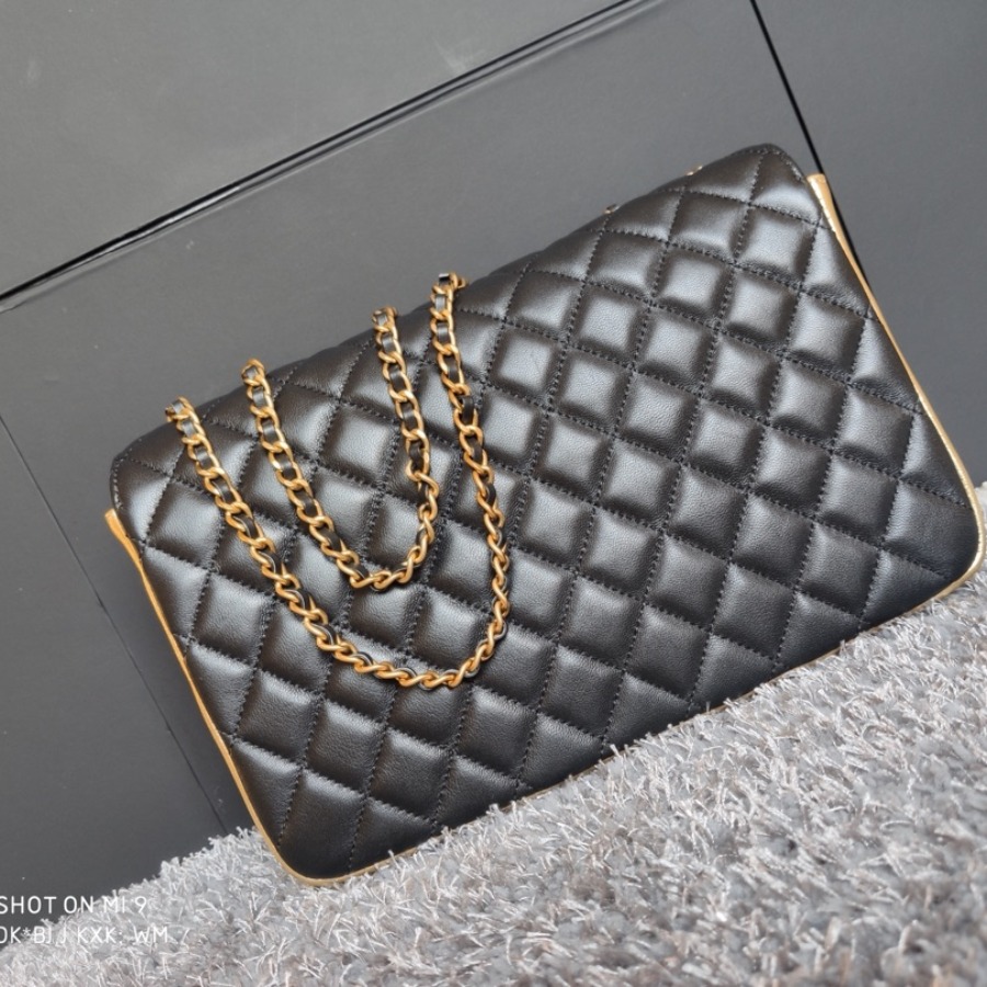  A57276, Flap Bag, Lambskin & Gold-Tone Metal, Chanel handbag