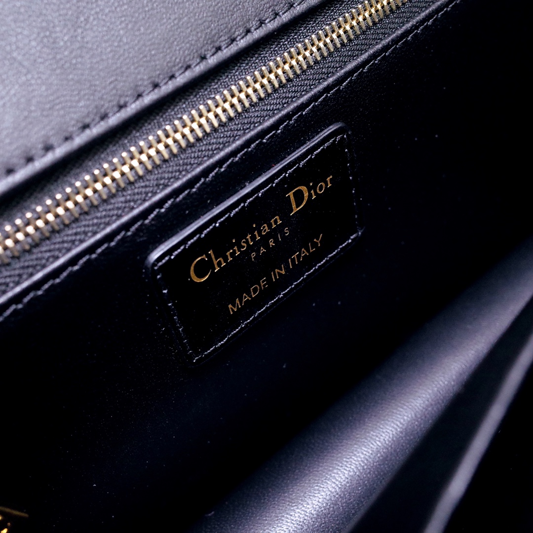 30 MONTAIGNE DIOR OBLIQUE BAG, DIOR HANDBAG