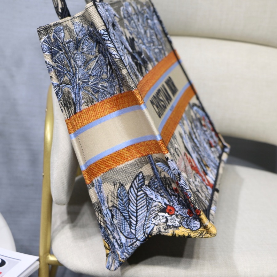 DIOR BOOK TOTE BAG IN EMBROIDERED CANVAS