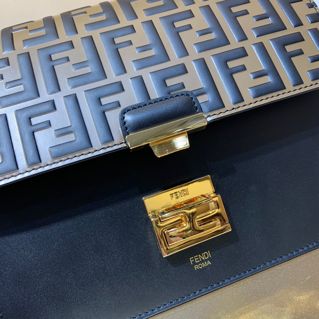 KAN U, Black leather bag, Fendi Shoulder Bag