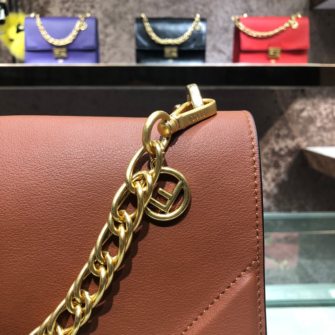 KAN U, Black leather bag, Fendi Shoulder Bag