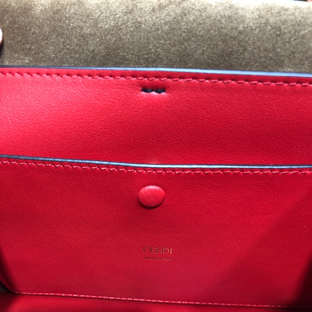 KAN U, Black leather bag, Fendi Shoulder Bag