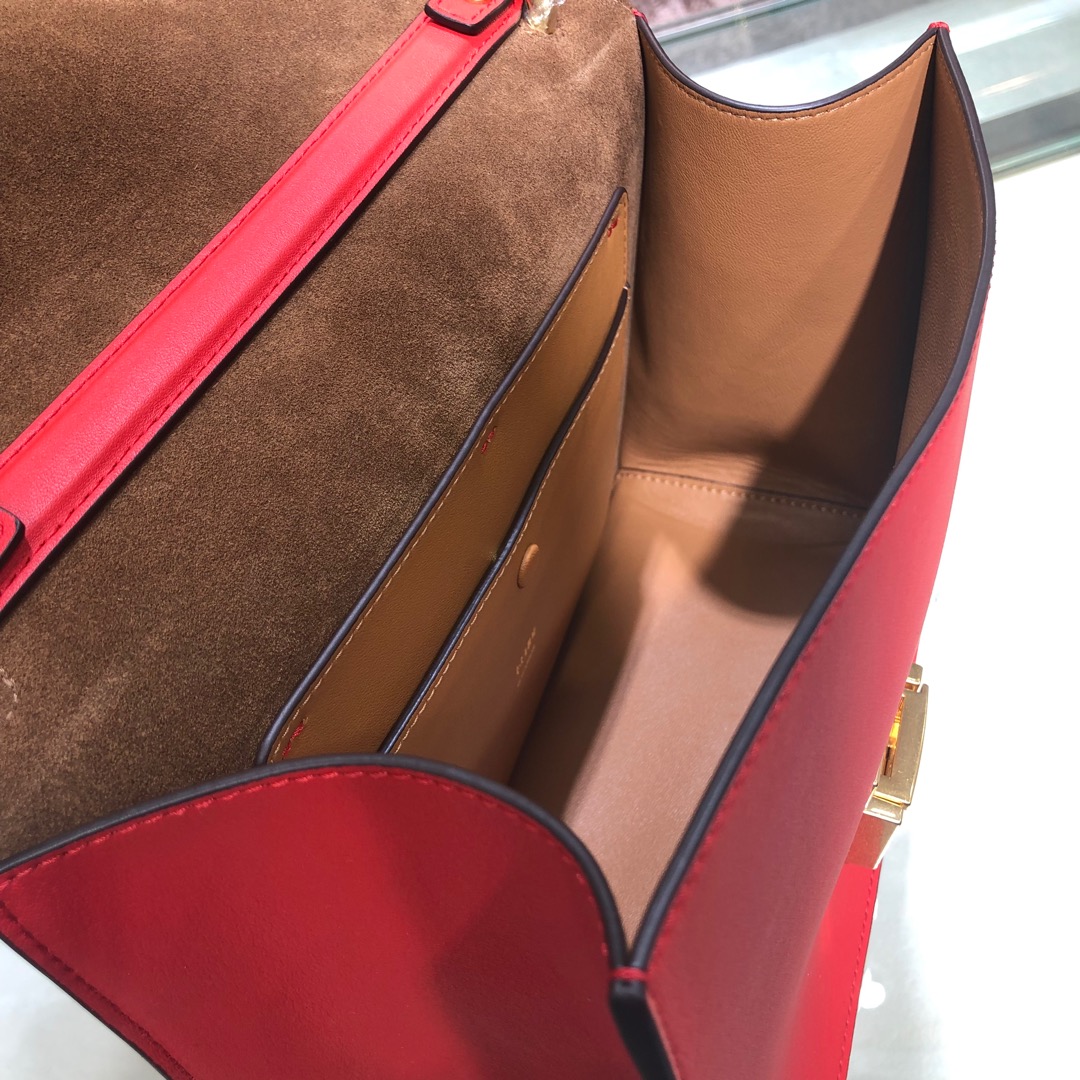 KAN U, Black leather bag, Fendi Shoulder Bag