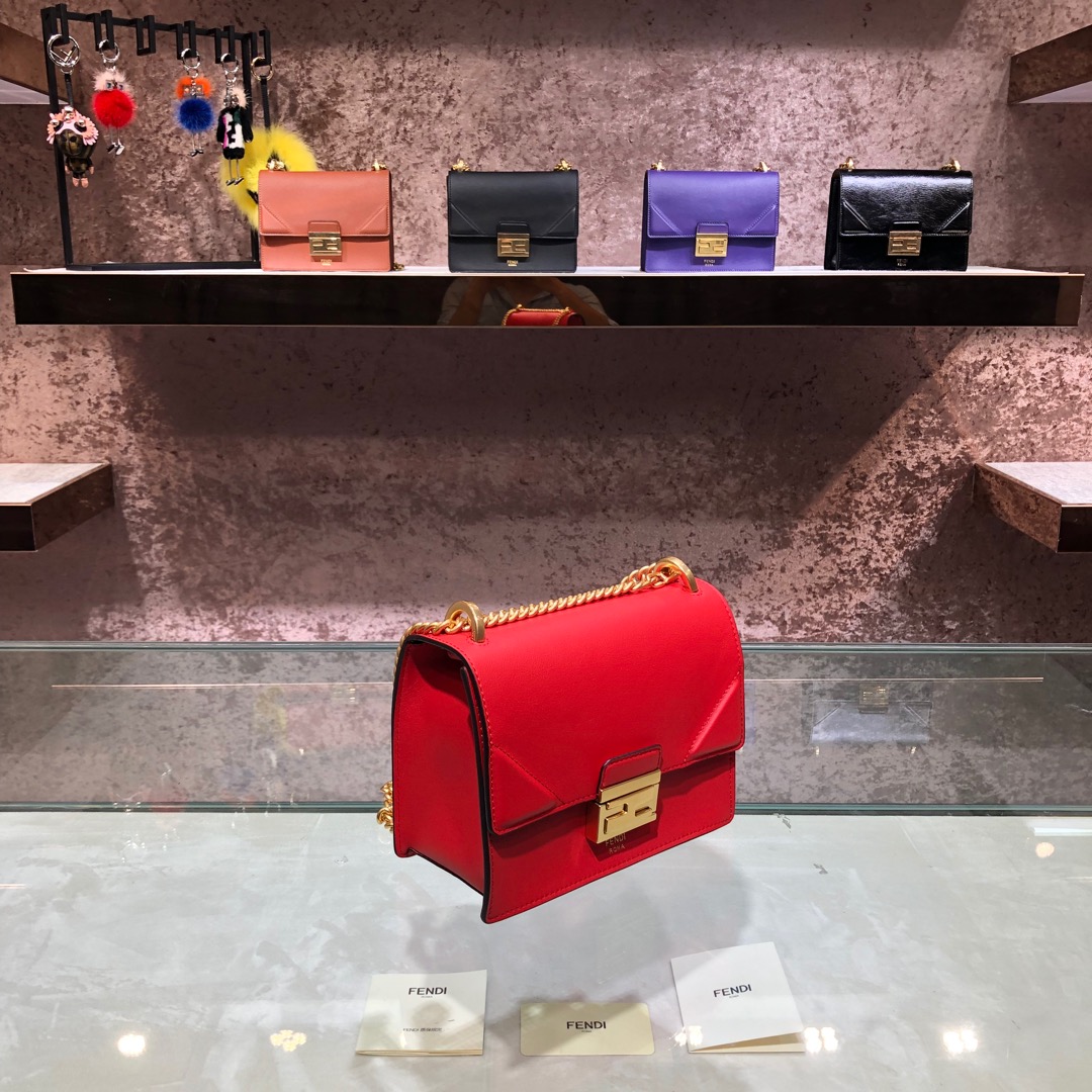 KAN U SMALL, Black leather bag, Fendi Shoulder Bag