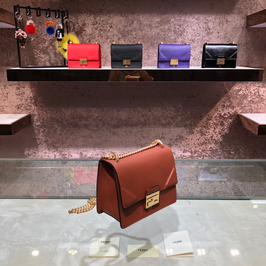 KAN U SMALL, Black leather bag, Fendi Shoulder Bag