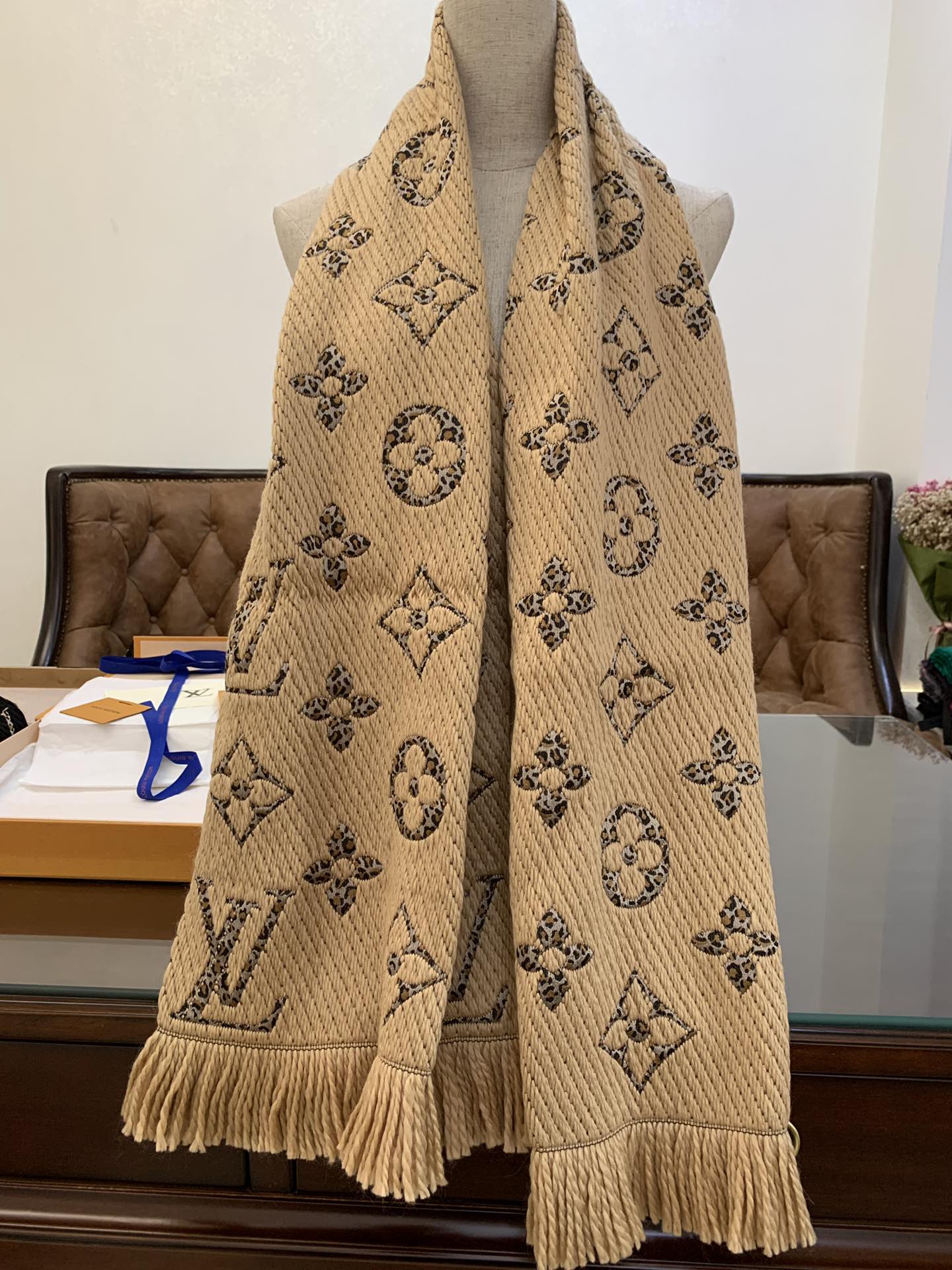 M75885 MONOGRAM GIANT JUNGLE LOGOMANIA SCARF