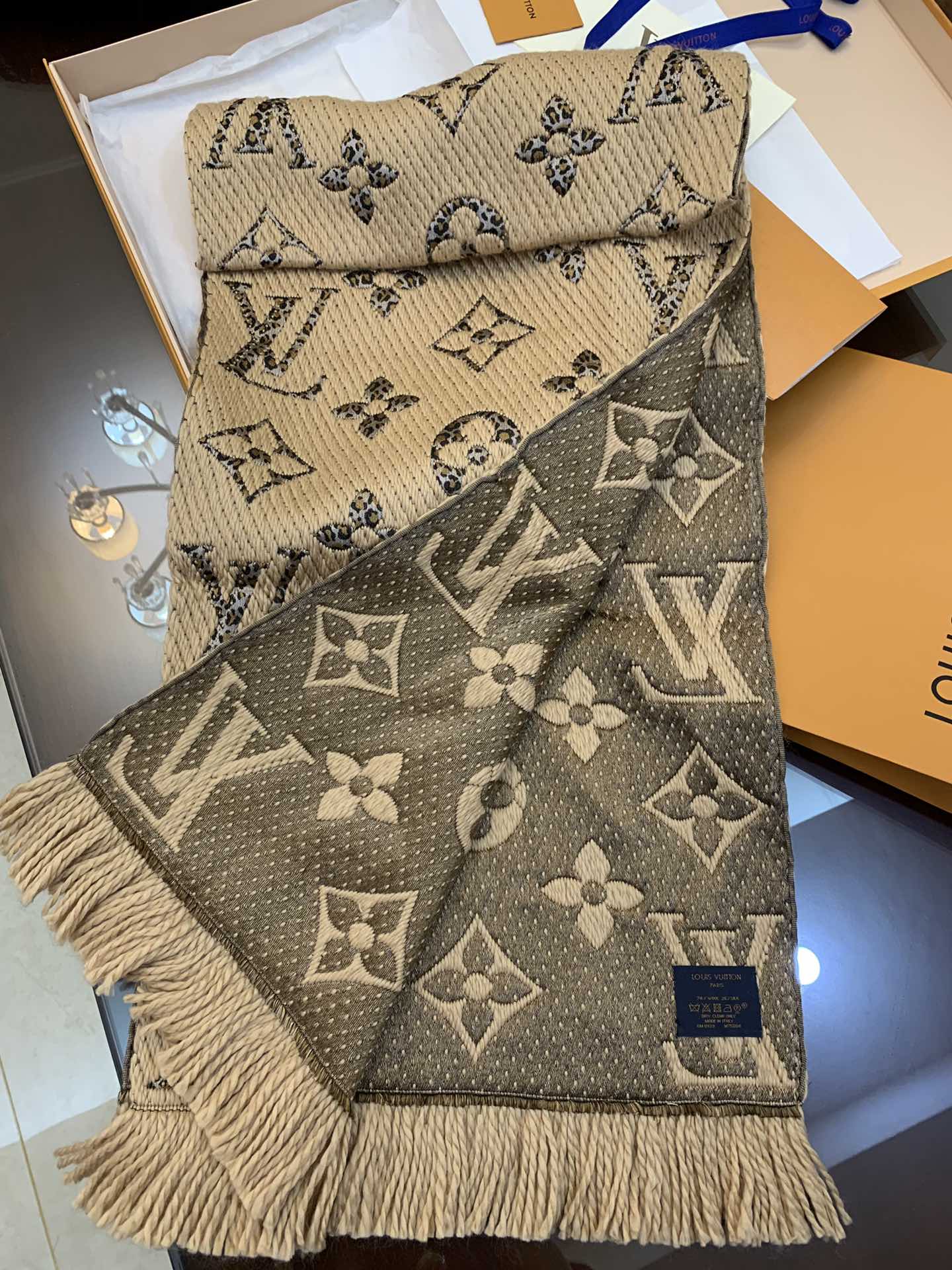M75885 MONOGRAM GIANT JUNGLE LOGOMANIA SCARF