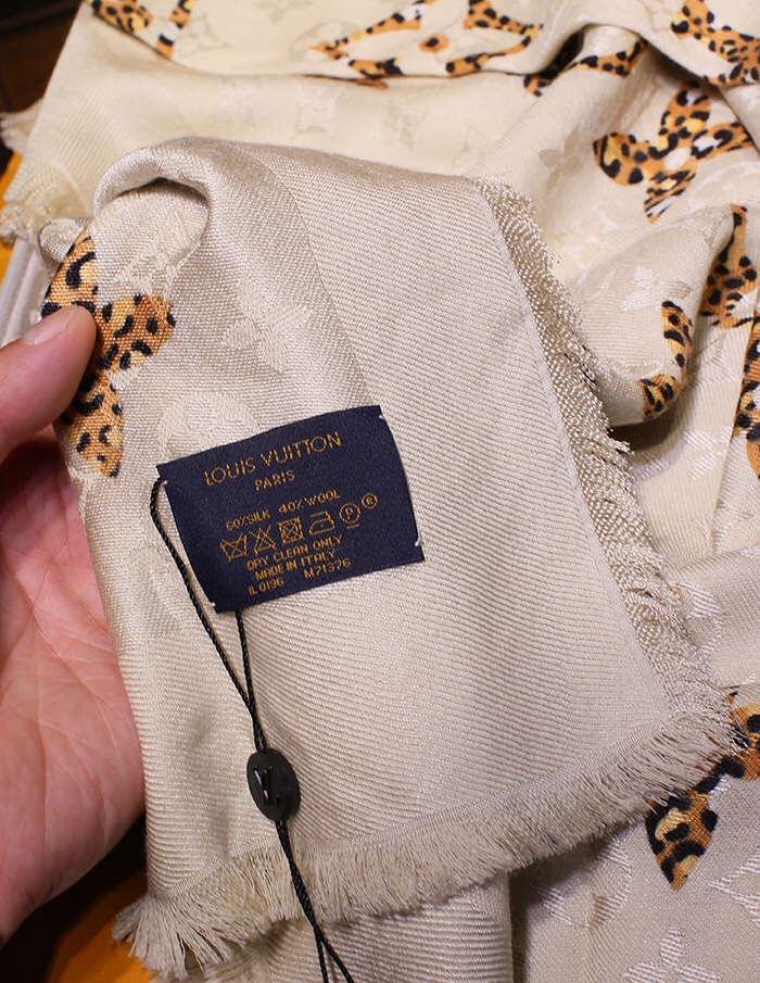 M75883 MONOGRAM GIANT JUNGLE SHAWL, LOUIS VUITTON LV