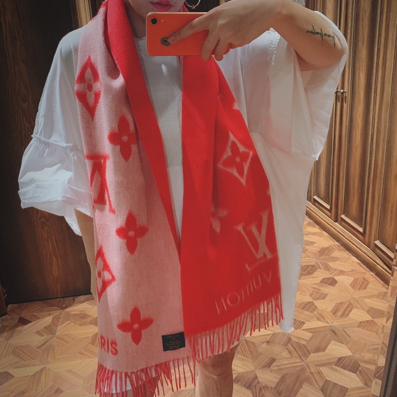 REYKJAVIK GRADIENT SCARF, LOUIS VUITTON LV