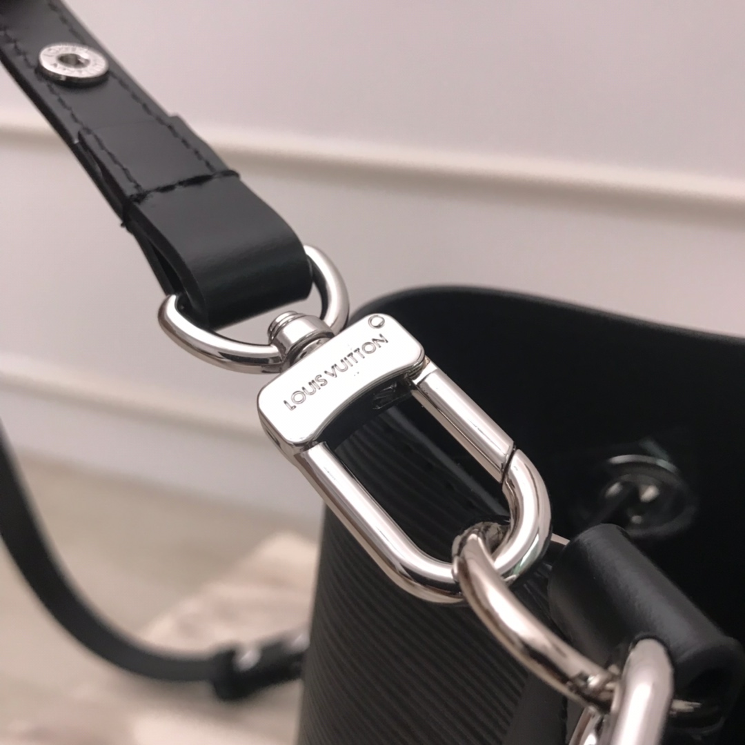 M52853 NÉONOÉ BB, Louis Vuitton LV