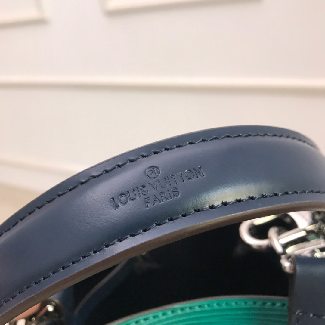 M53612 NÉONOÉ BB, Louis Vuitton LV