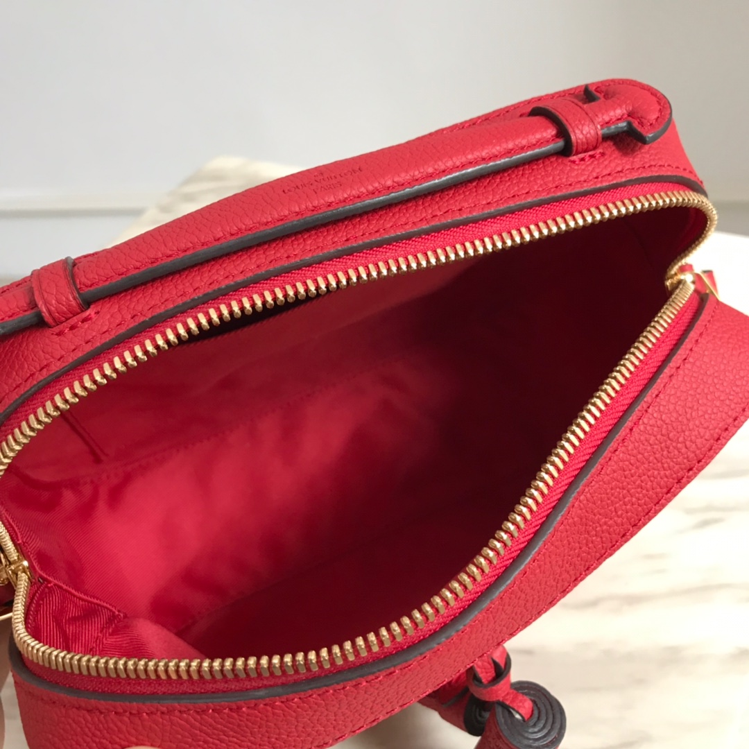 M44606, SAINTONGE, Louis Vuitton LV