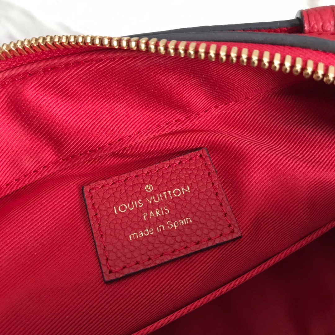 M44606, SAINTONGE, Louis Vuitton LV