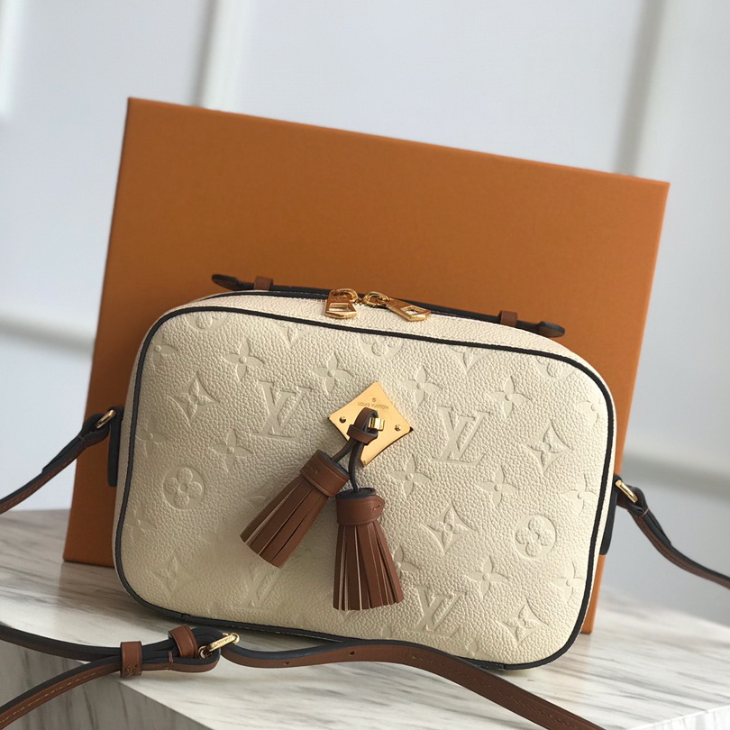 M44597, SAINTONGE, Louis Vuitton LV