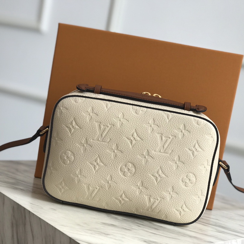 M44597, SAINTONGE, Louis Vuitton LV