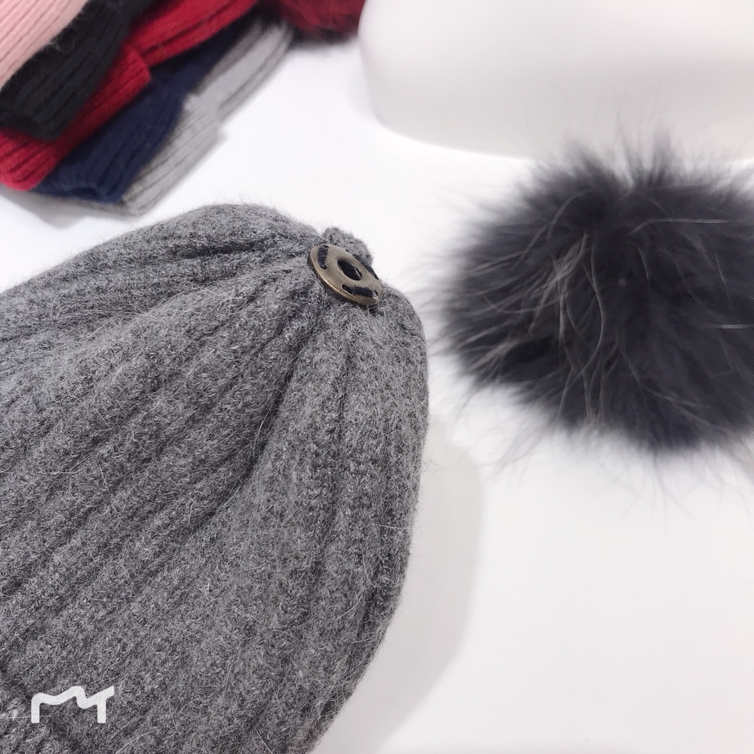 Moncler SKULLIES & BEANIES