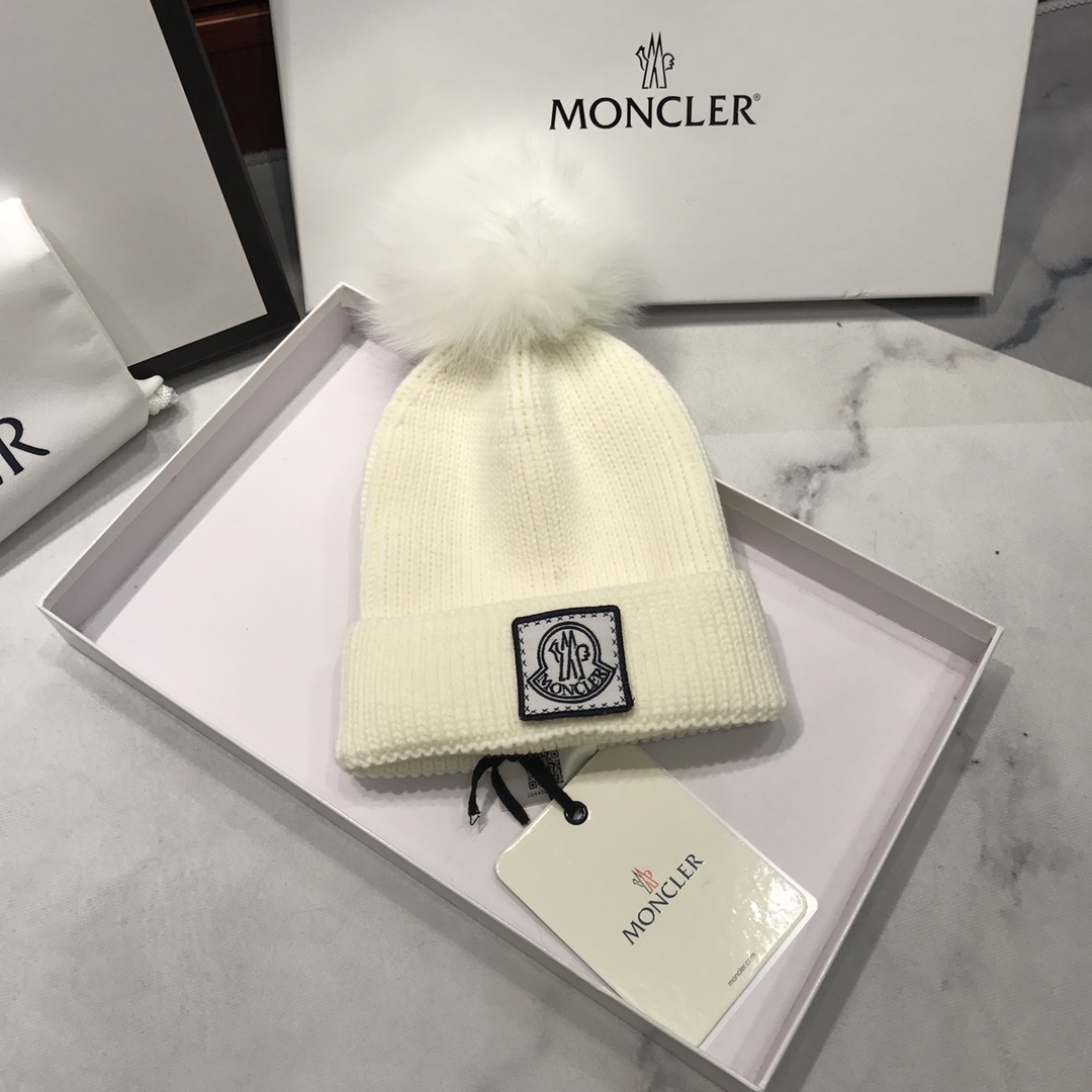 Moncler SKULLIES & BEANIES