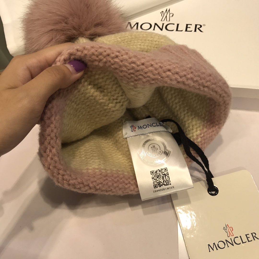 Moncler SKULLIES & BEANIES