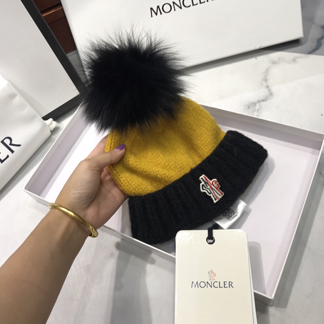 Moncler SKULLIES & BEANIES