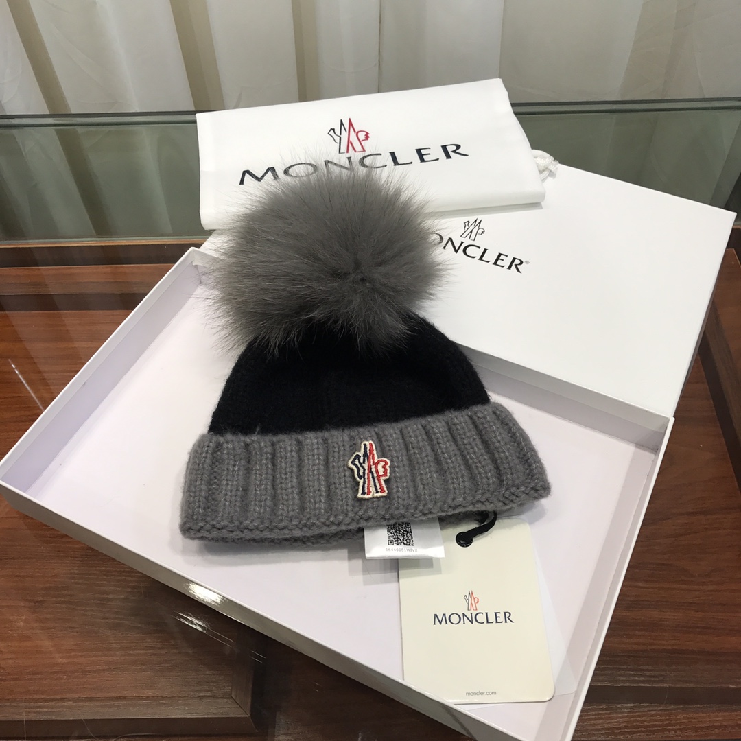 Moncler SKULLIES & BEANIES