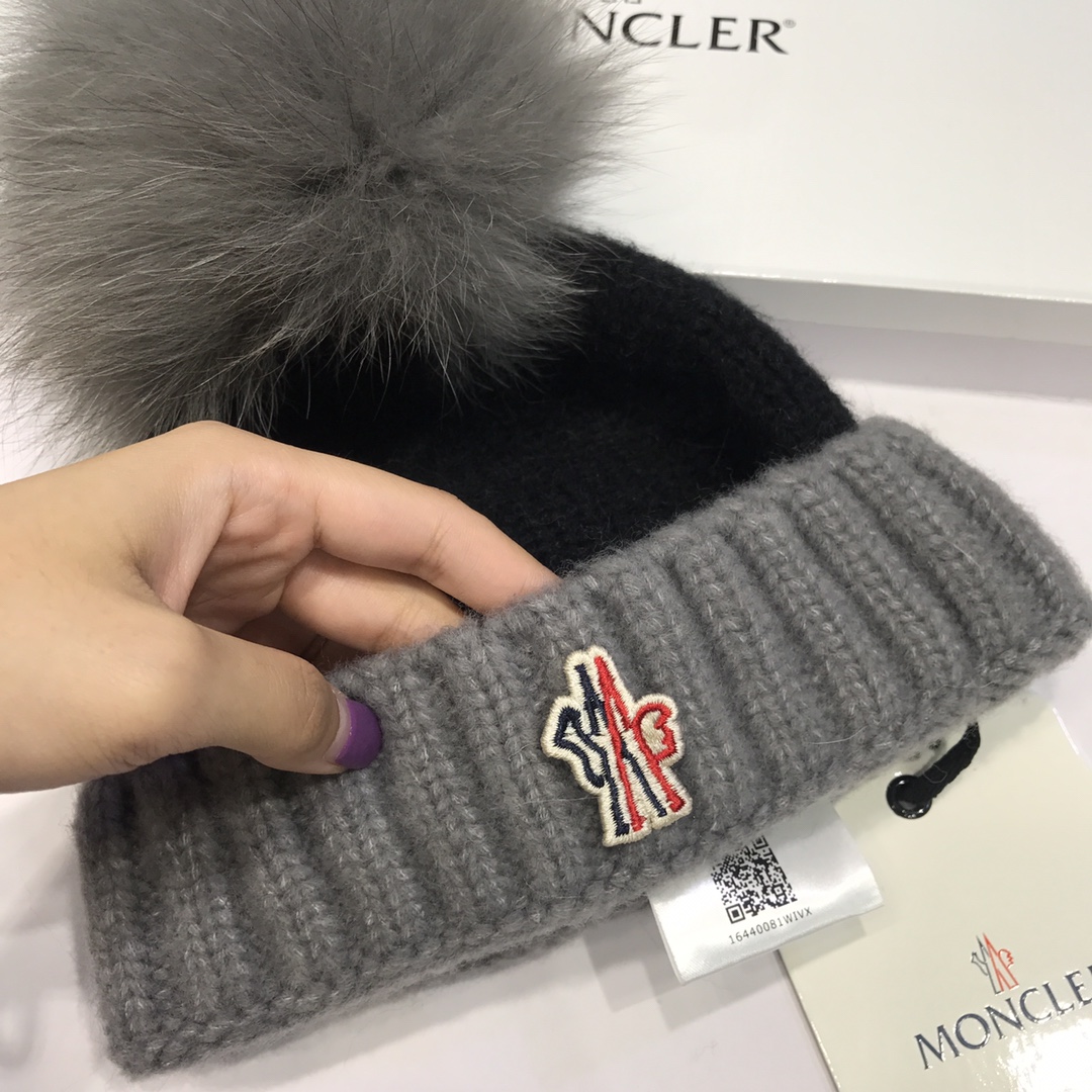 Moncler SKULLIES & BEANIES