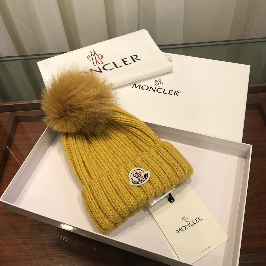 Moncler SKULLIES & BEANIES
