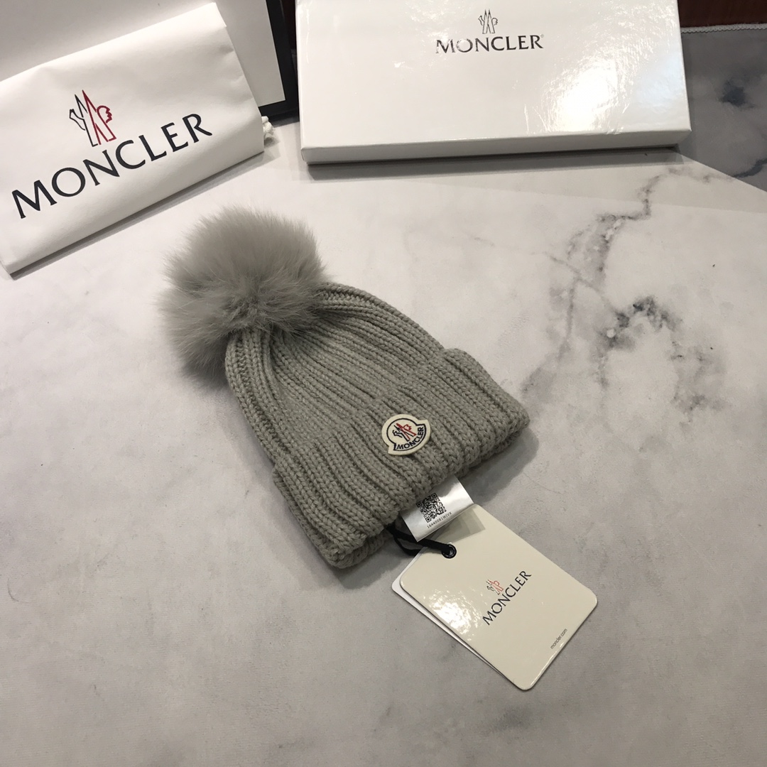 Moncler SKULLIES & BEANIES