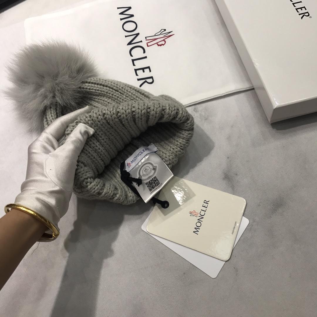 Moncler SKULLIES & BEANIES