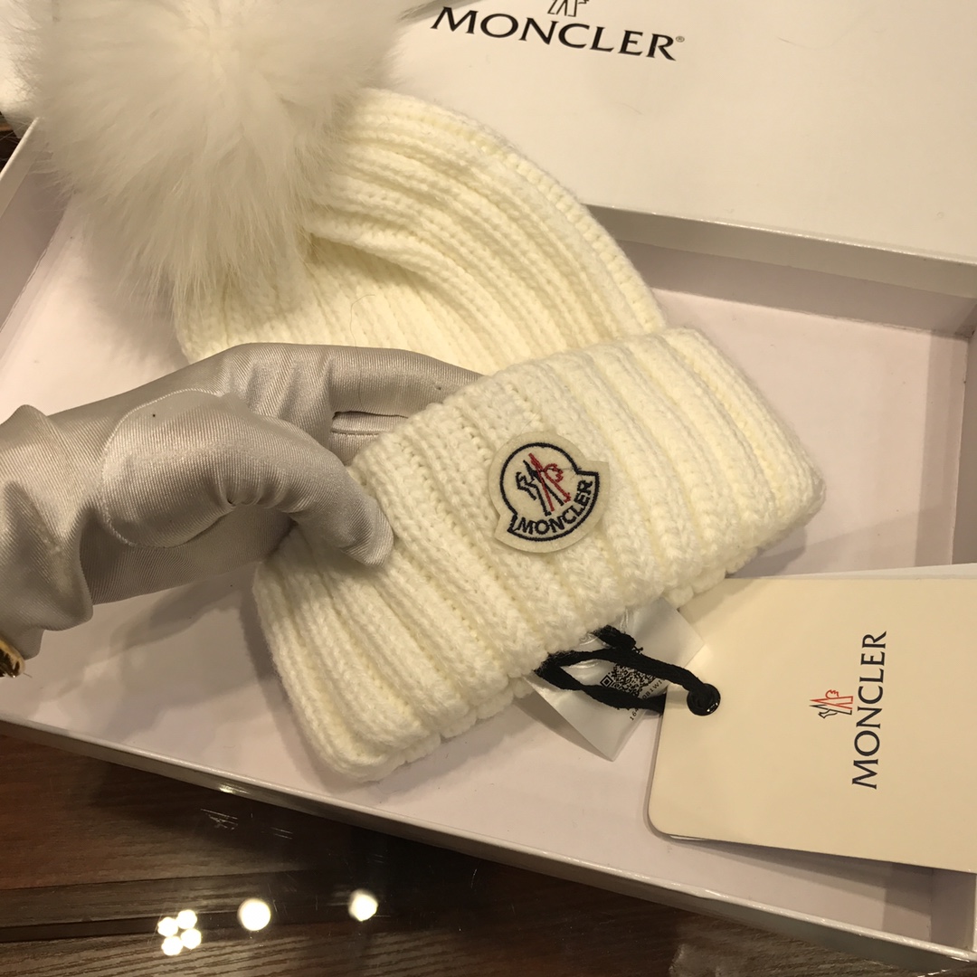 Moncler SKULLIES & BEANIES
