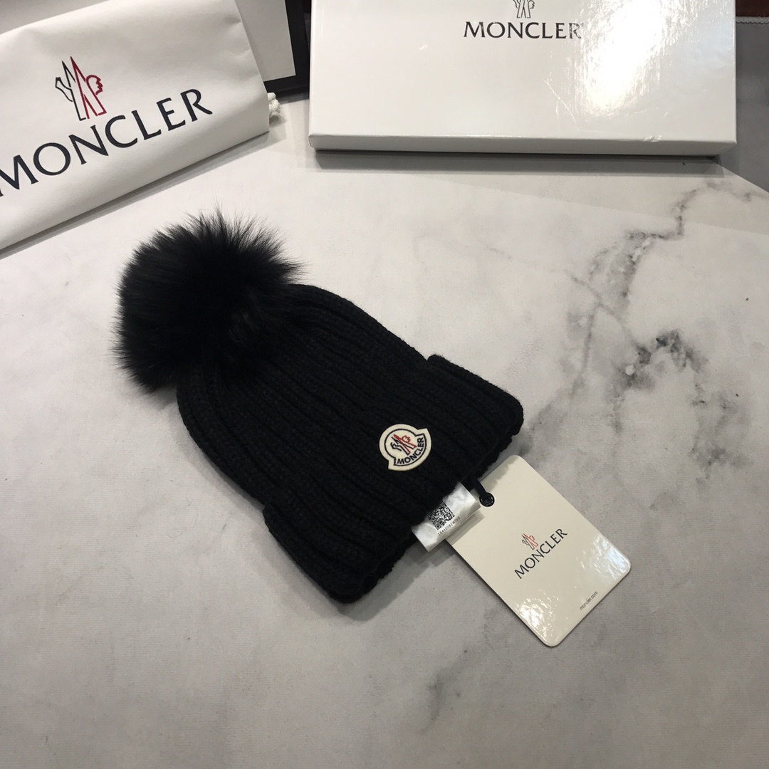 Moncler SKULLIES & BEANIES