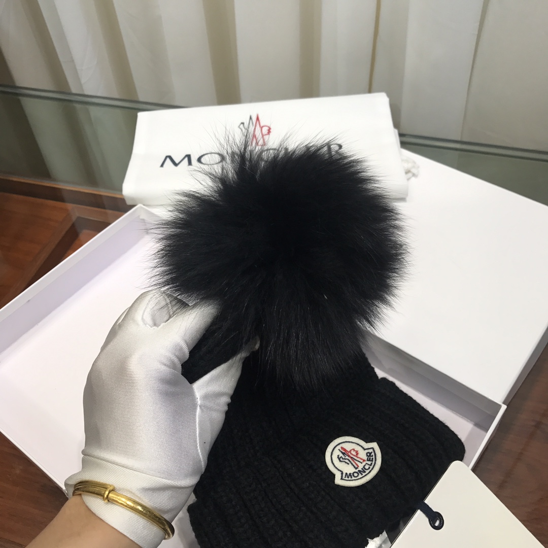 Moncler SKULLIES & BEANIES