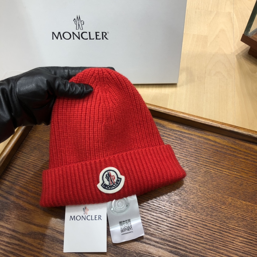 Moncler SKULLIES & BEANIES