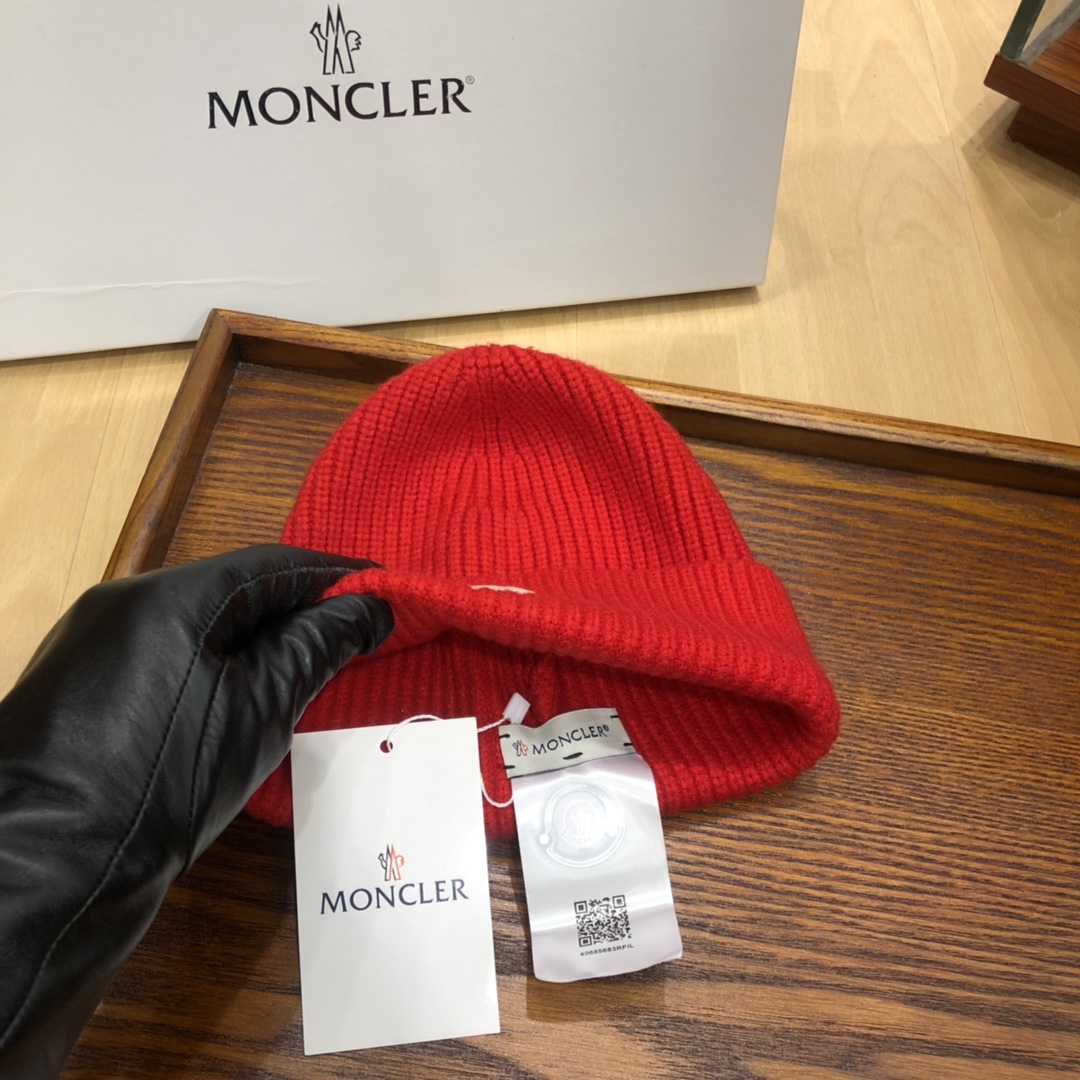 Moncler SKULLIES & BEANIES