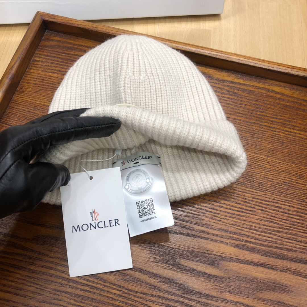 Moncler SKULLIES & BEANIES