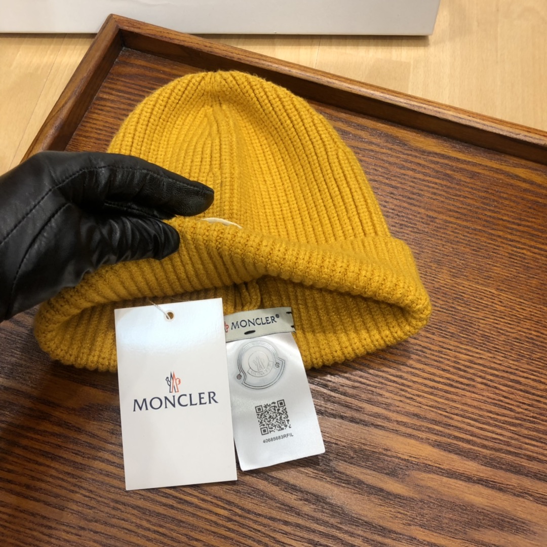 Moncler SKULLIES & BEANIES