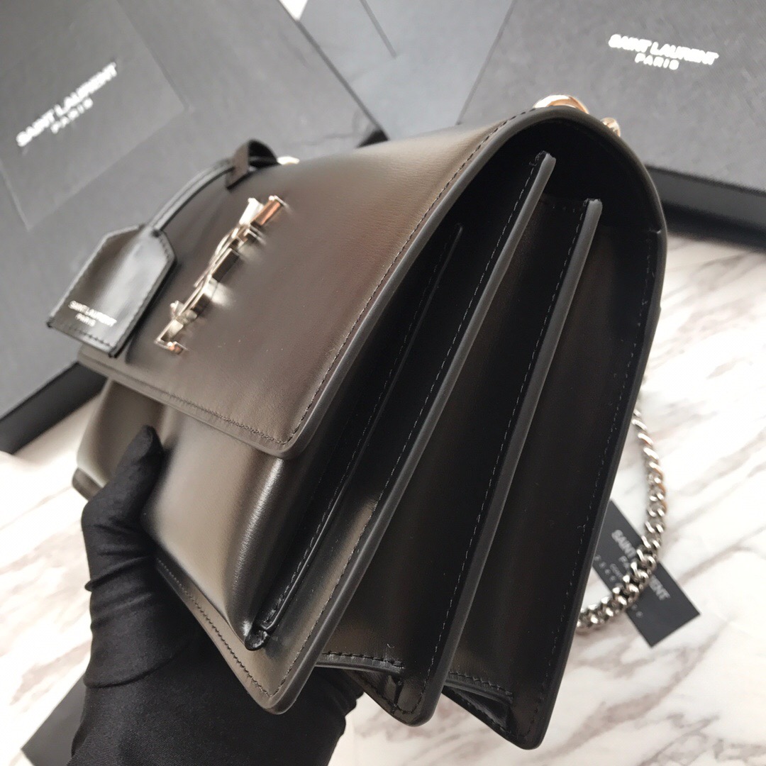 442906 SUNSET MEDIUM IN SMOOTH LEATHER, YSL Saint Laurent