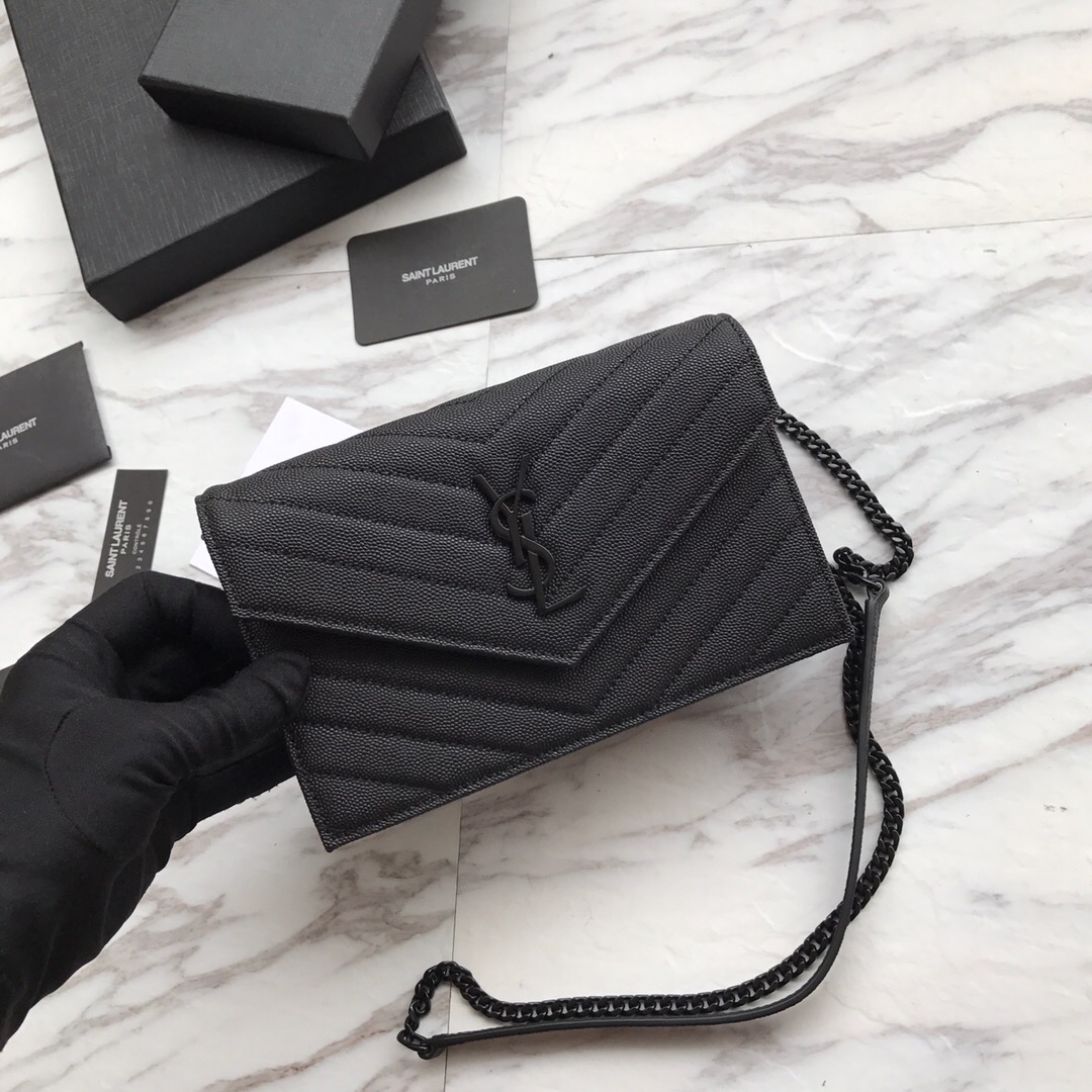 393953 ENVELOPE CHAIN WALLET IN GRAIN DE POUDRE EMBOSSED LEATHER, YSL Saint Laurent