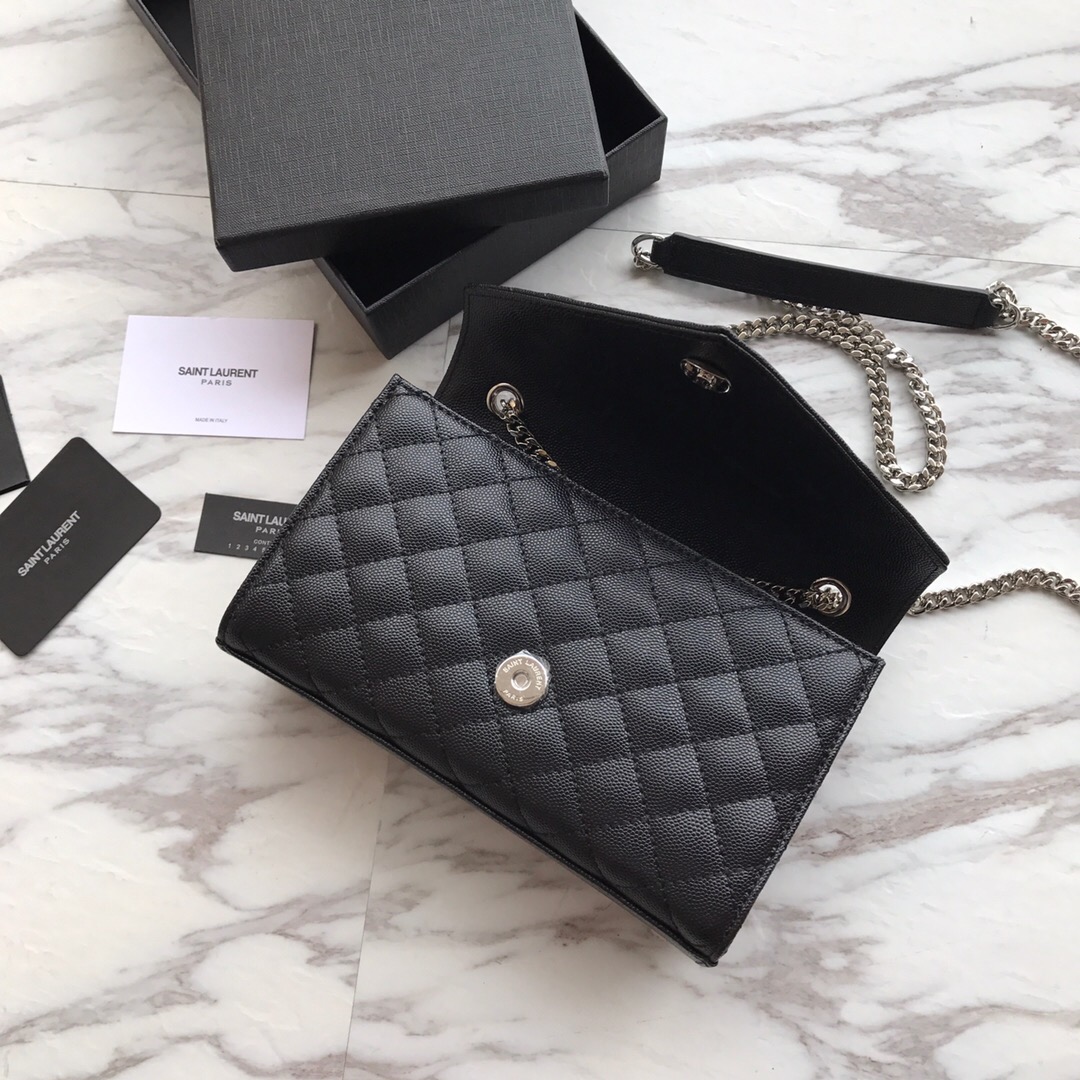 526286 ENVELOPE SMALL BAG IN MIX MATELASSÉ GRAIN DE POUDRE EMBOSSED LEATHER, Yves Saint Laurent YSL