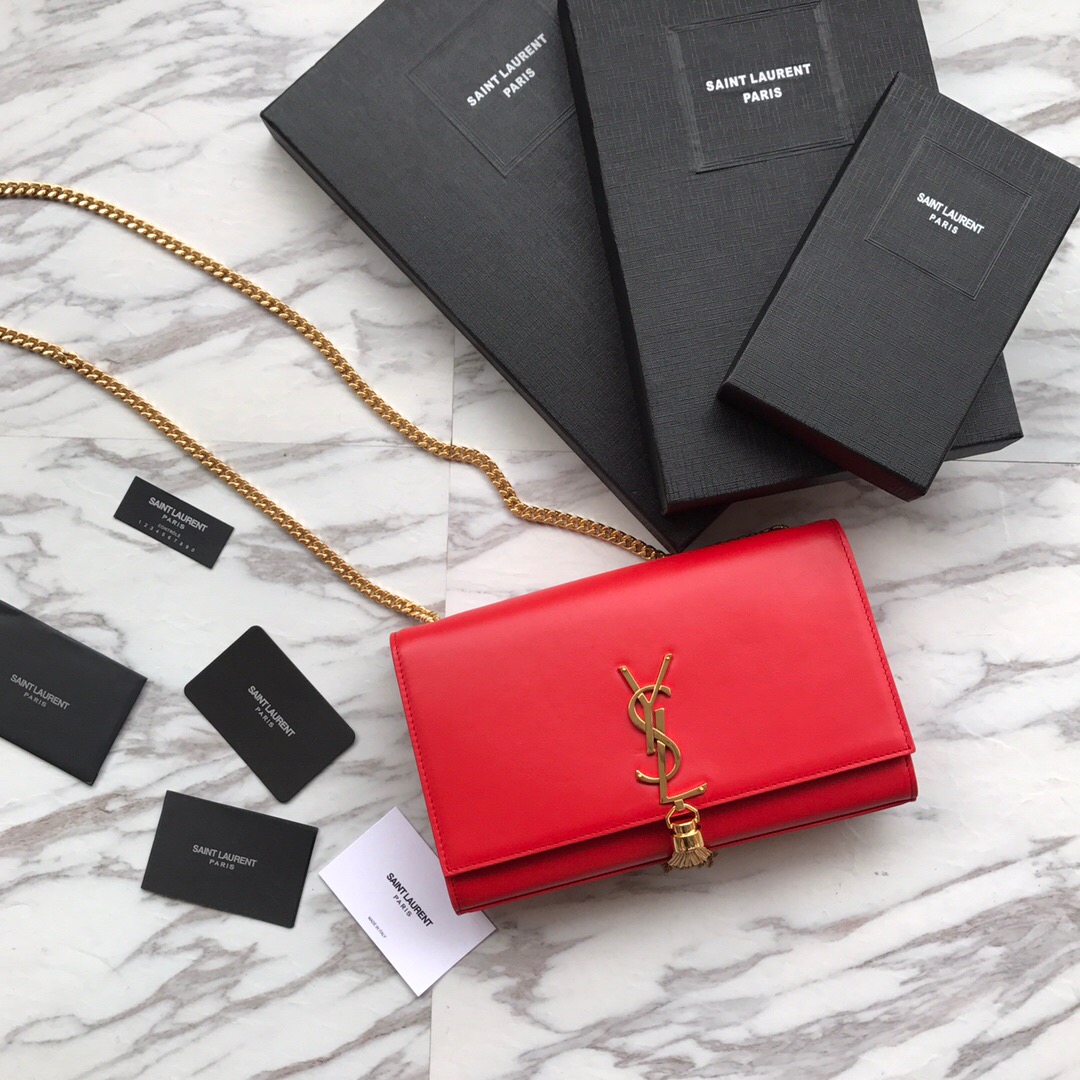 354119 KATE MEDIUM BAG WITH LEATHER TASSEL IN GRAIN DE POUDRE EMBOSSED LEATHER, Yves Saint Laurent YSL