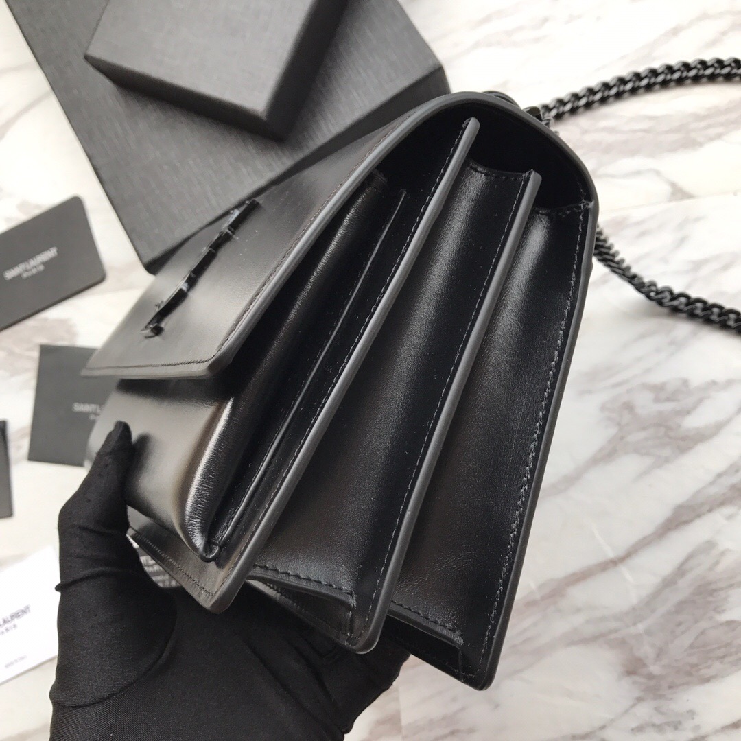 442906 SUNSET MEDIUM IN SMOOTH LEATHER, YSL Saint Laurent