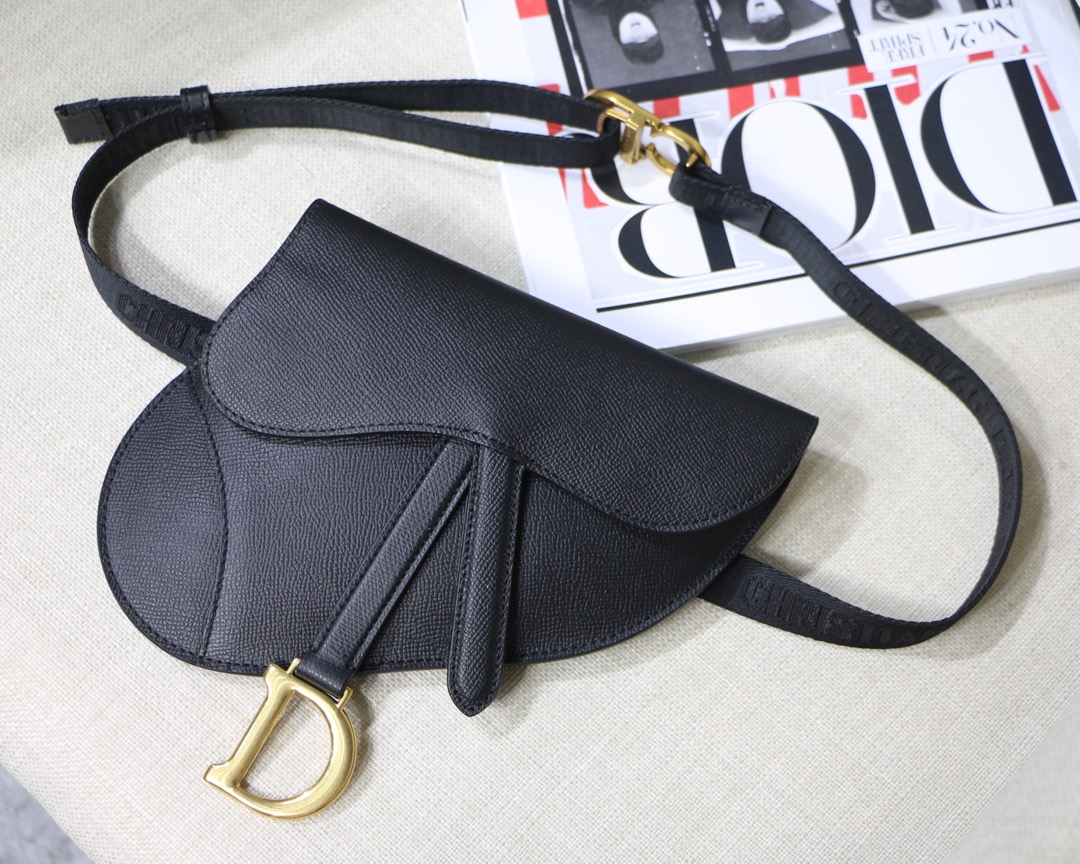SADDLE BELT CLUTCH IN ULTRA-MATTE CALFSKIN, DIOR SHOULDER BAG