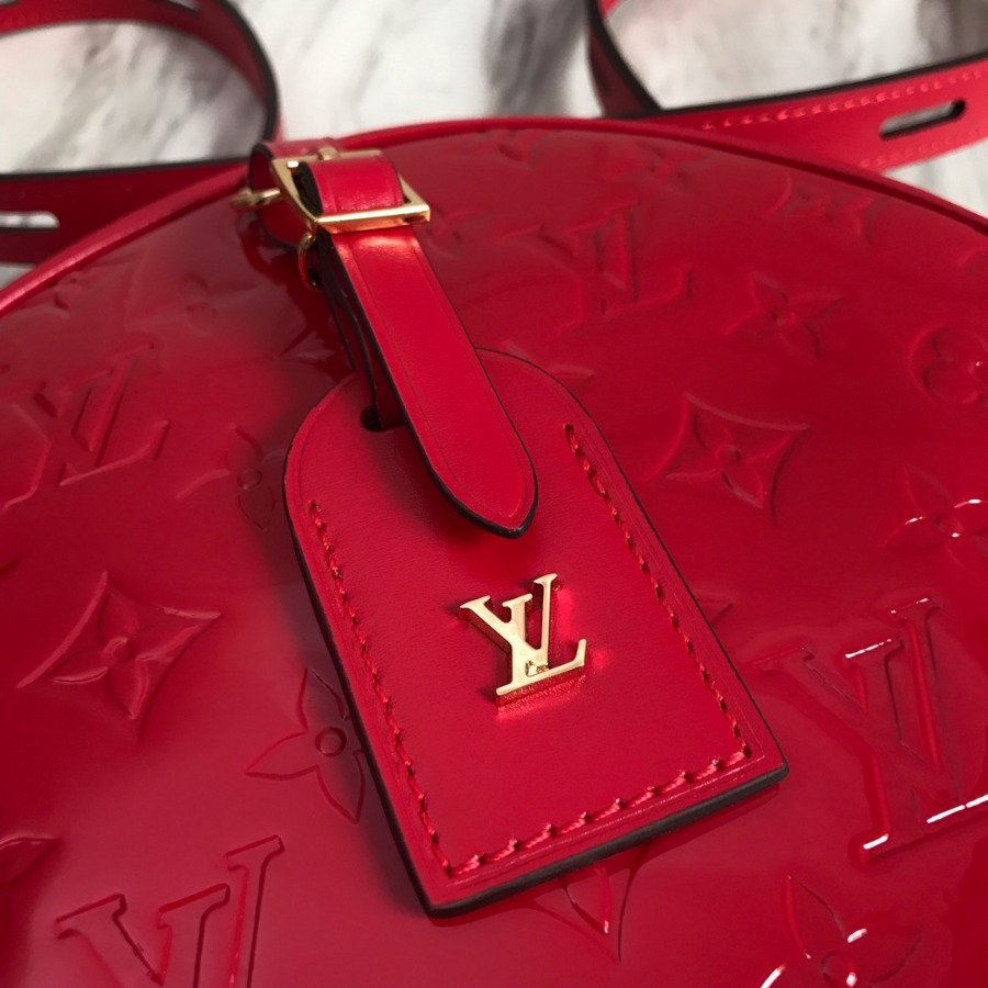 M54100 BOITE CHAPEAU SOUPLE, Louis Vuitton LV Women - Handbags - Cross Body Bags