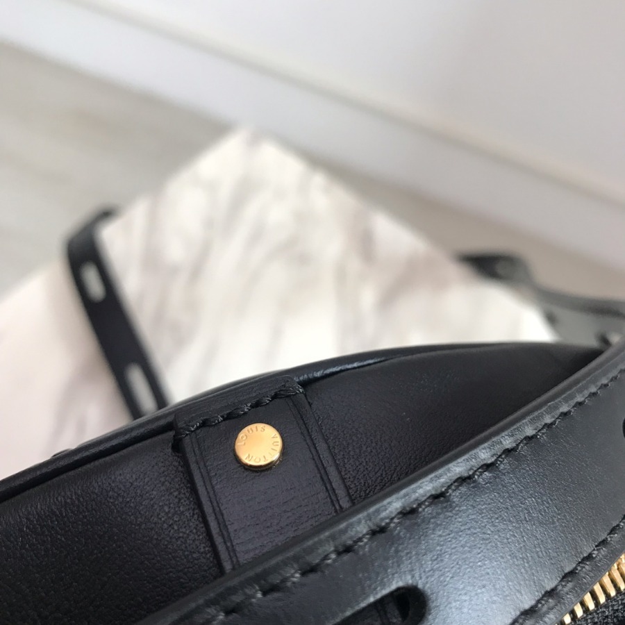 M53999 BOITE CHAPEAU SOUPLE, Louis Vuitton LV Women - Handbags - Cross Body Bags
