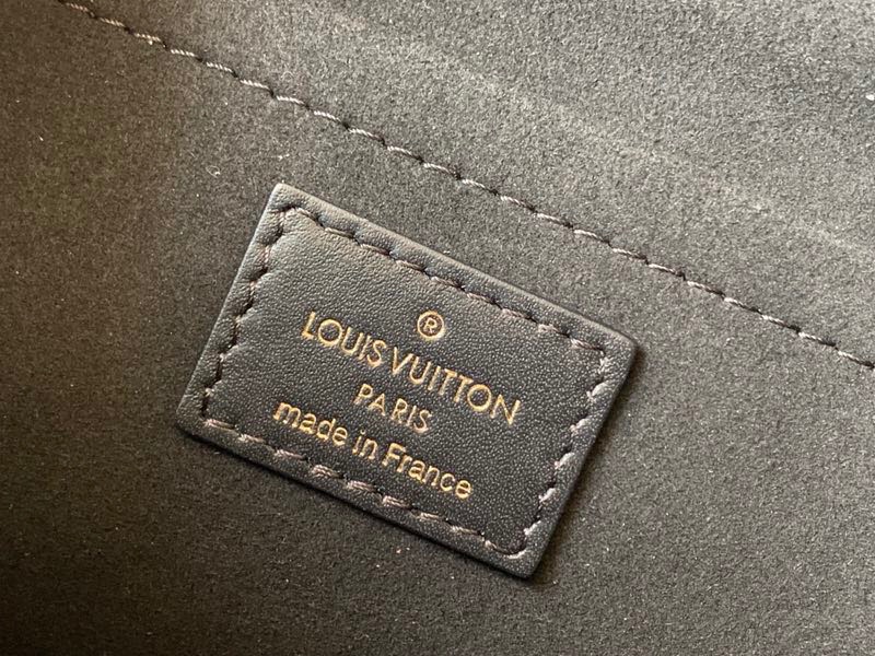 M53682 LOUIS VUITTON NEW WAVE CAMERA BAG,  Louis Vuitton LV Handbags