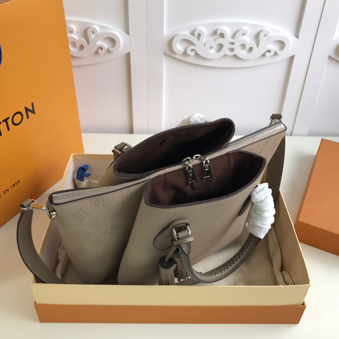 M55031 HAUMEA Mahina Leather, LOUIS VUITTON LV Top Handles