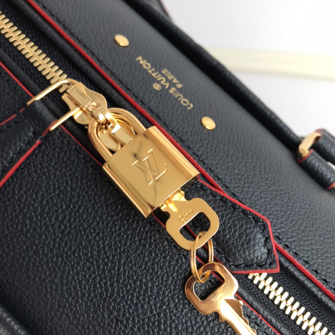 SPEEDY BANDOULIÈRE 30, LOUIS VUITTON LV